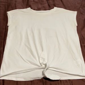 Girls Pullover Short Sleeve Tee. EUC!